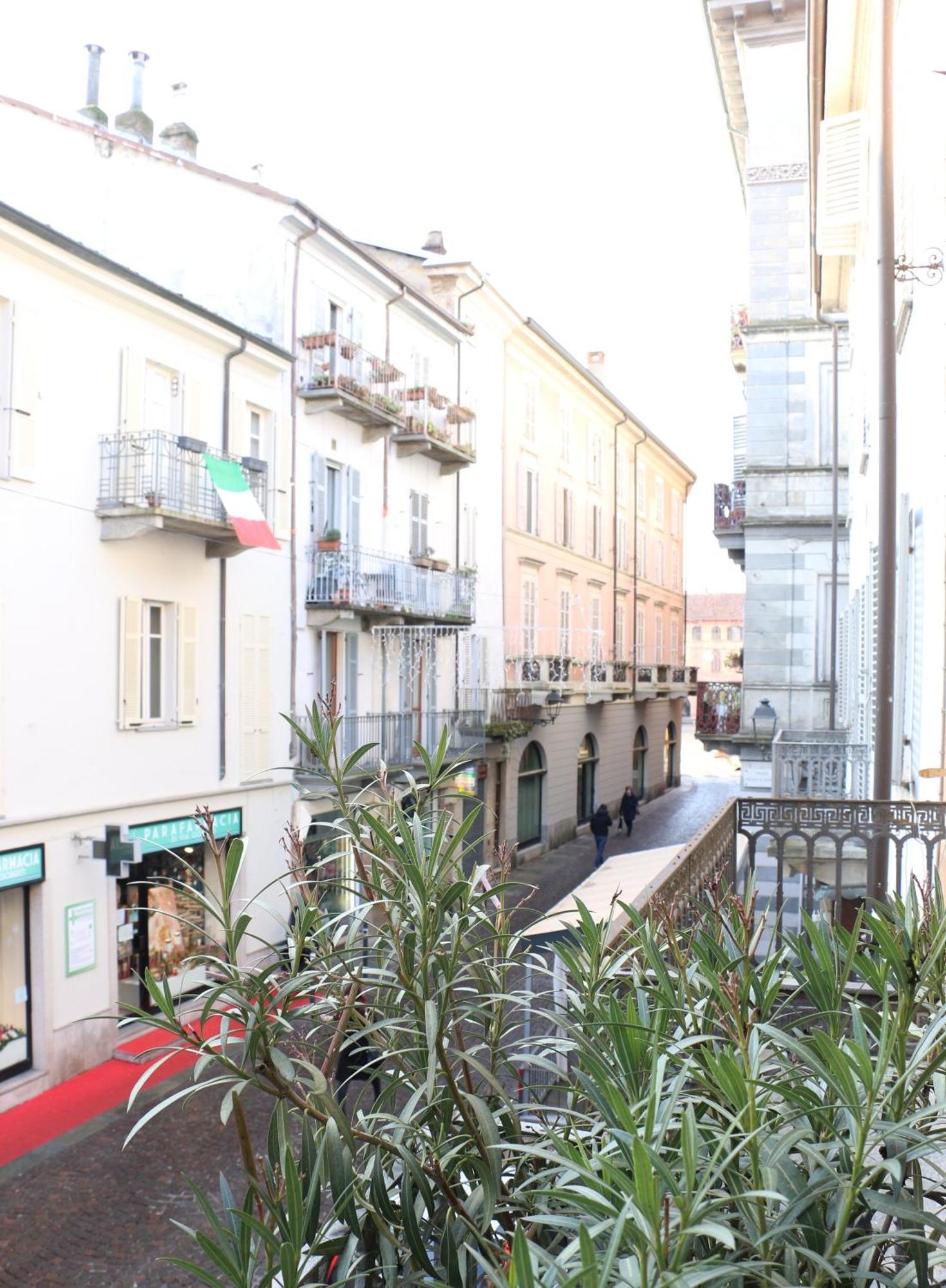 Le Melusine Apartment Vercelli Ngoại thất bức ảnh