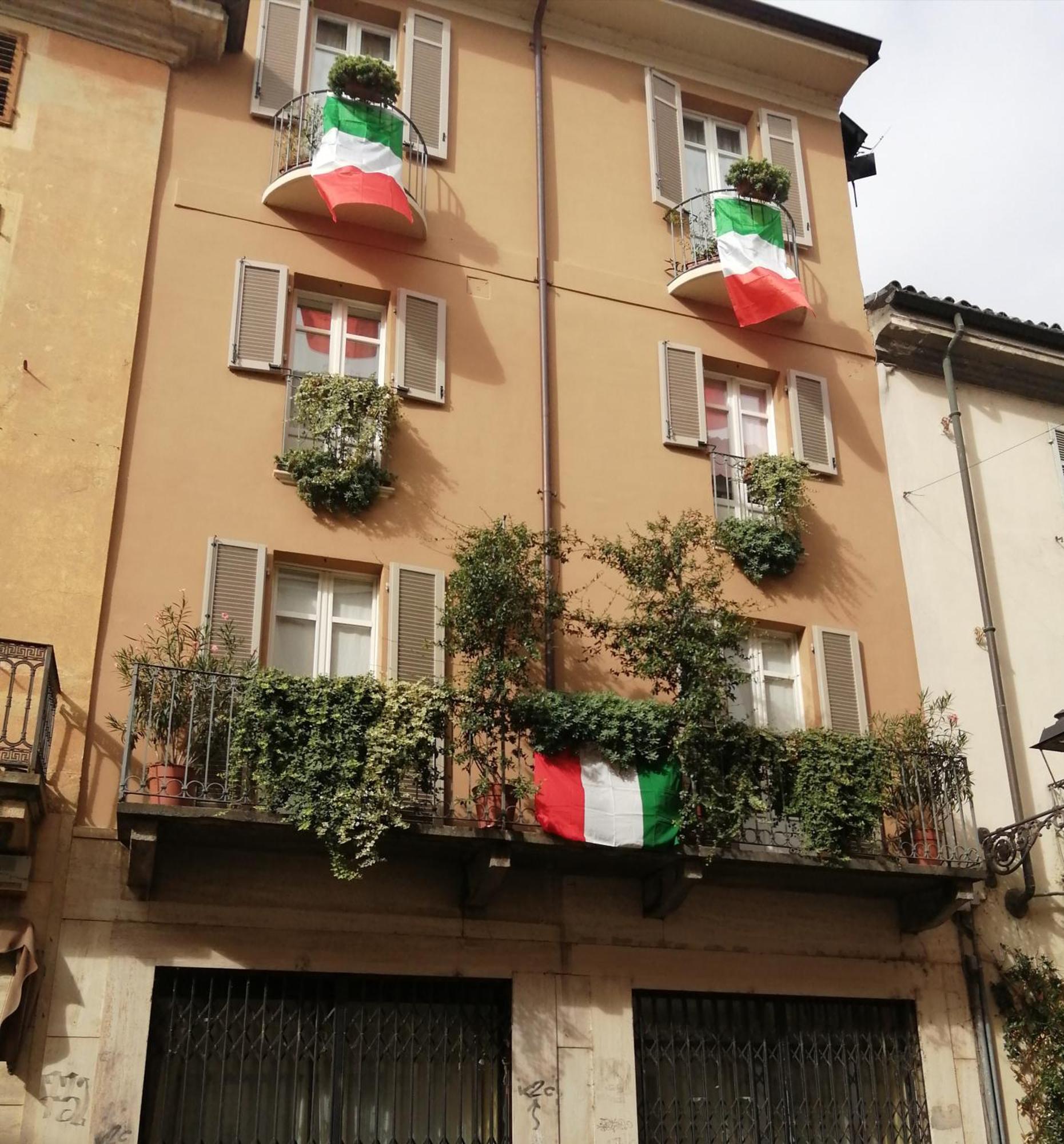 Le Melusine Apartment Vercelli Ngoại thất bức ảnh